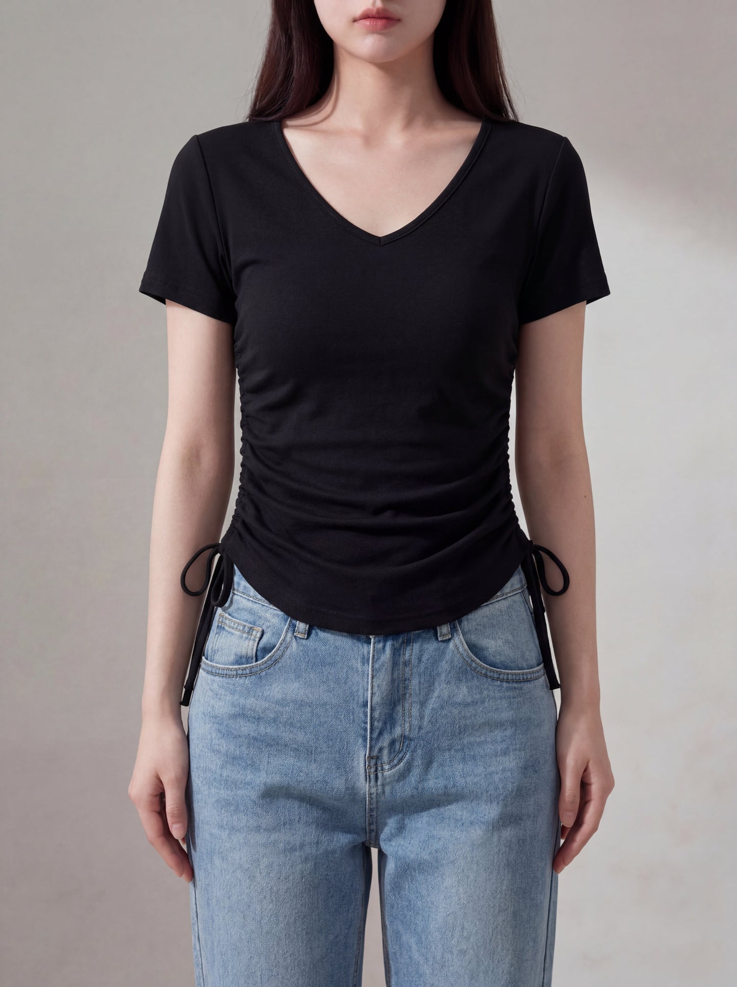 サイドギャザーVネックTシャツ