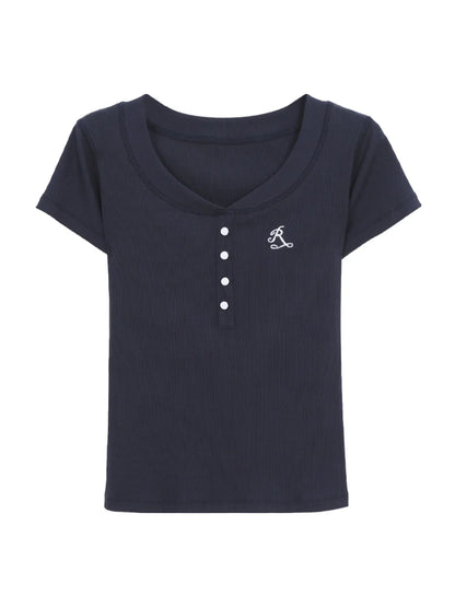 ネイビーVネックワンポイントTシャツ