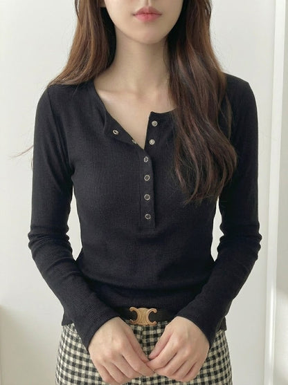 ハーフボタンラウンドネックロングTシャツ
